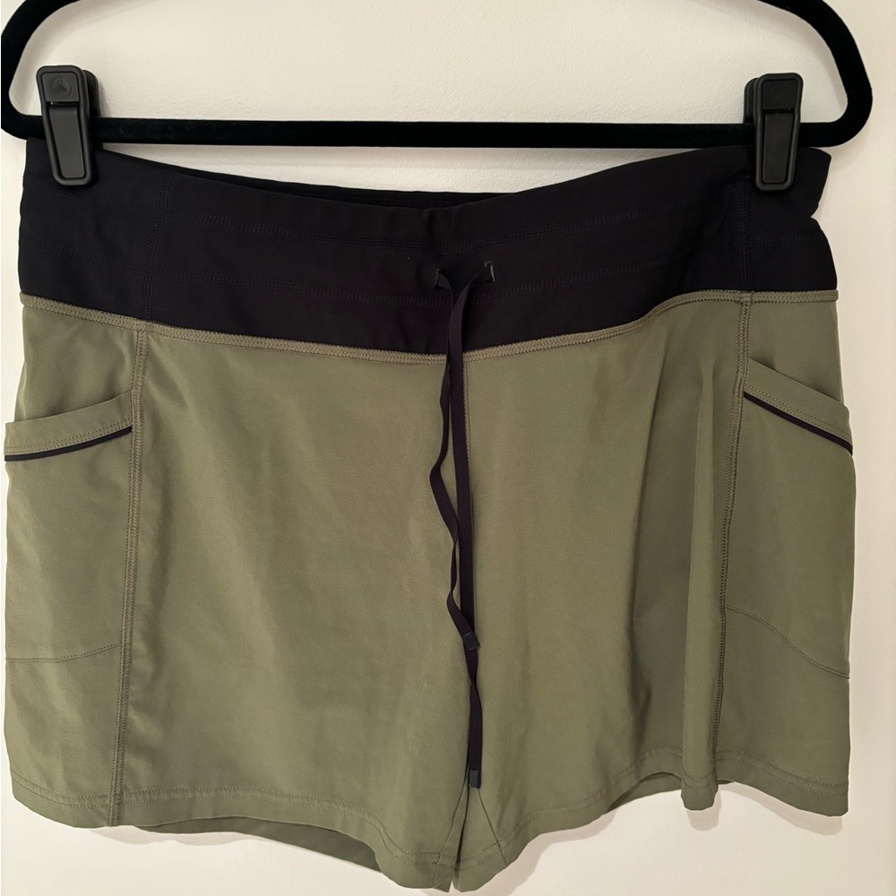Lucy shorts